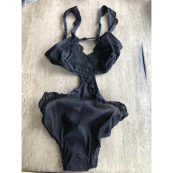 We are HAH Key to Your Heart Bodysuit - XS - Picture 2 of 5